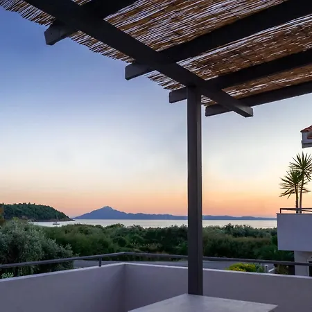 Kapahi Magic Apartment Potos